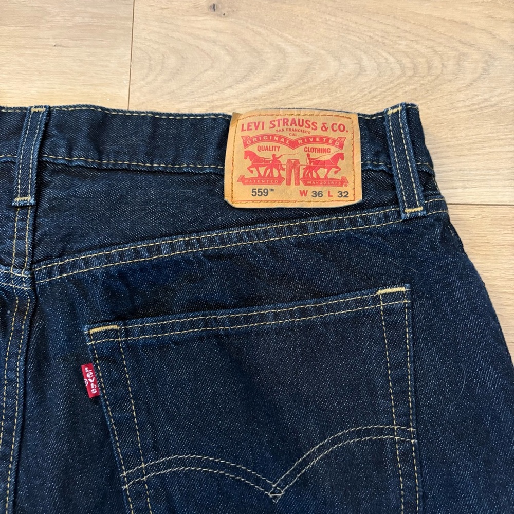 New Men’s Levis 559 Dark Wash Jeans W36 L32. - Picture 3 of 3